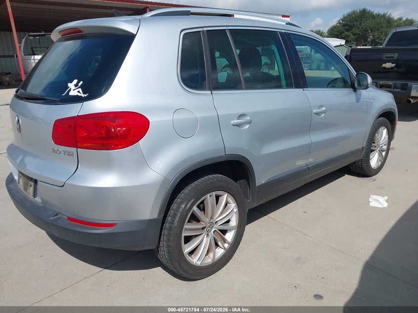 2013 VOLKSWAGEN TIGUAN auction photo 4