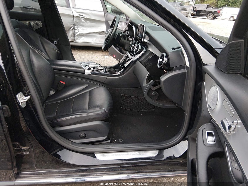 2015 MERCEDES-BENZ C 300 auction photo 5