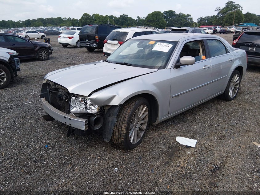 2008 CHRYSLER 300C auction photo 2