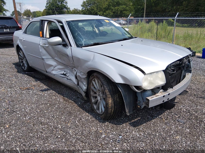 2008 CHRYSLER 300C auction photo 6
