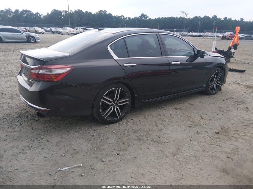2017 HONDA ACCORD auction photo 4