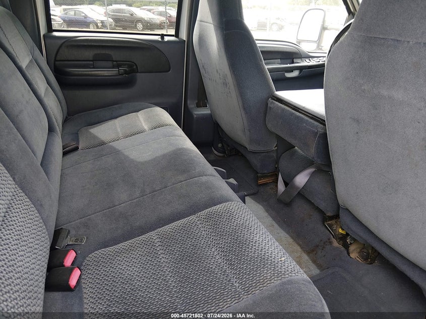 2001 FORD F-250 auction photo 8
