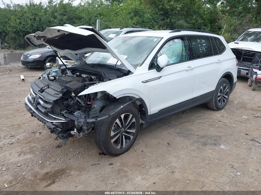 2023 Volkswagen Tiguan 2.0T S, Удар спереду, IAAI, VIN 3VVRB7AXXPM042772 — фото 2