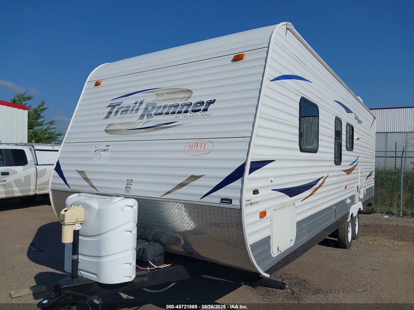 2011 HEARTLAND 26FQB TRAIL RUNNER auction photo 6