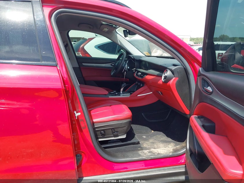 2018 ALFA ROMEO STELVIO auction photo 5