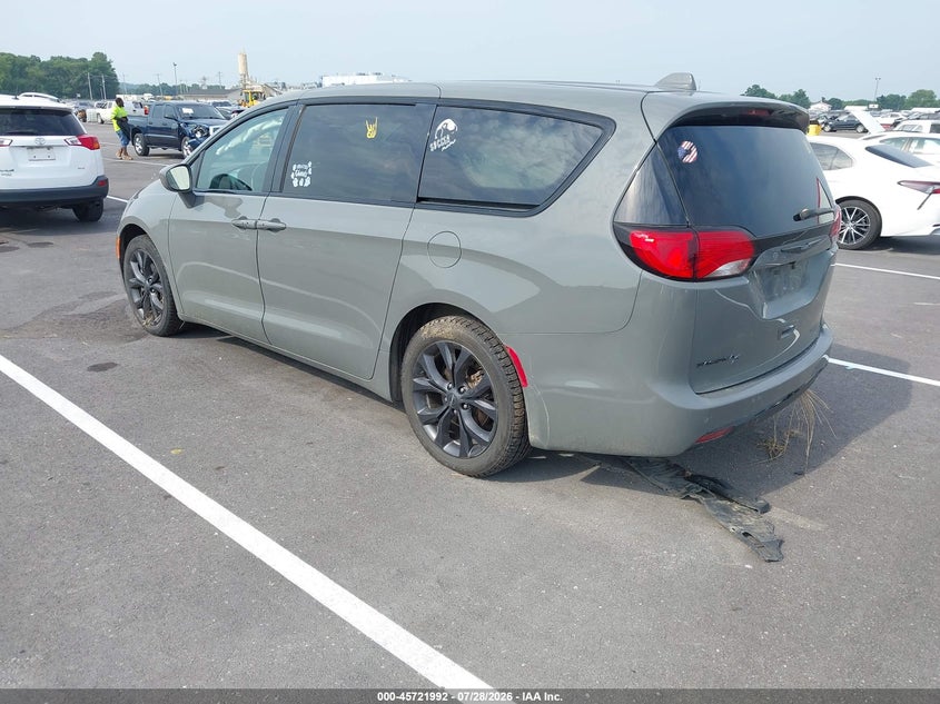 Vin: 2c4rc1fg6lr245713, lot: 46220674, chrysler pacifica touring 20203