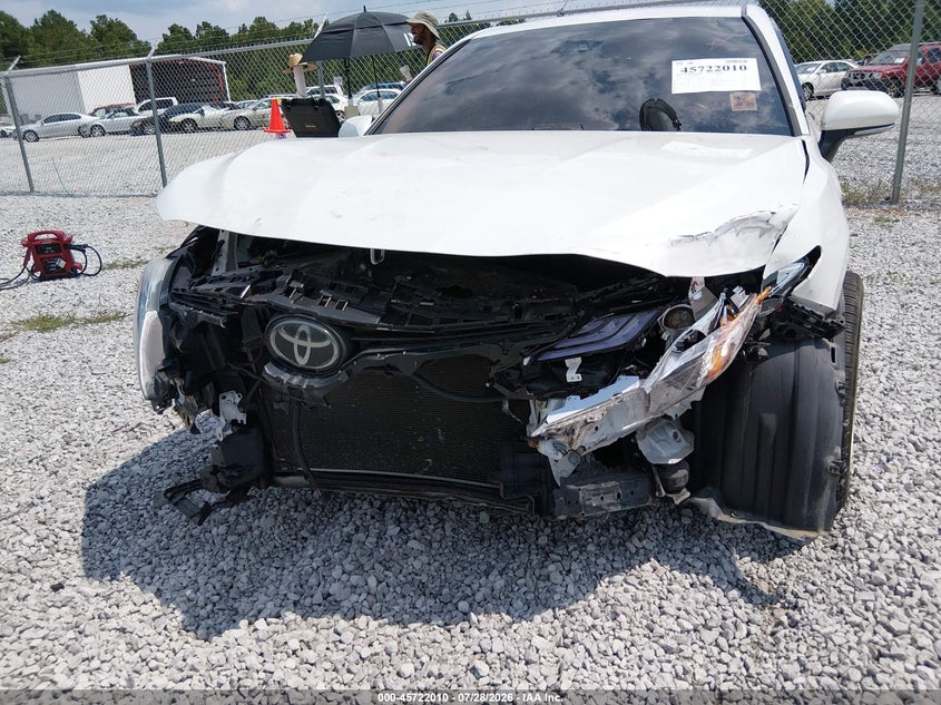 2018 TOYOTA CAMRY auction photo 6