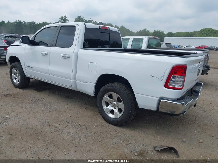 Vin: 1c6srfbt1nn207524, lot: 46220733, ram 1500 big horn  4x4 6'4 box 20223