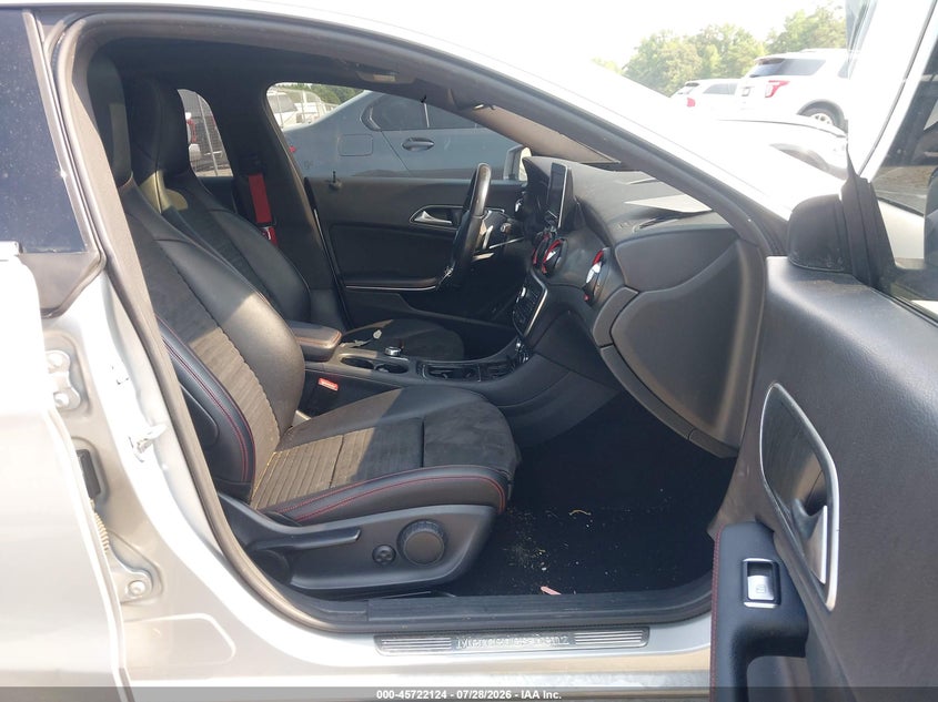 MERCEDES-BENZ CLA 250 2016 VIN WDDSJ4EB1GN325203