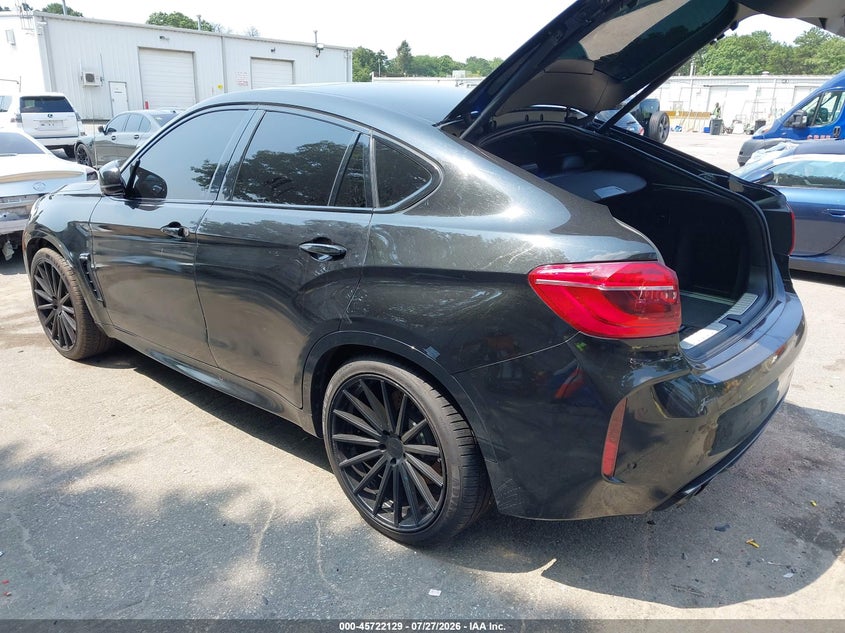 2016 BMW X6 M auction photo 3