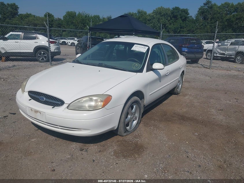 2001 FORD TAURUS auction photo 2