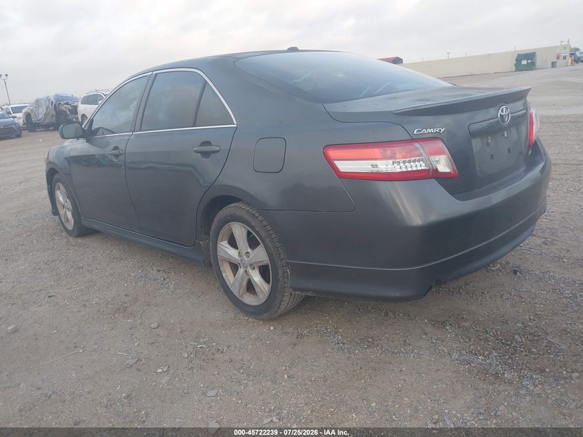 2011 TOYOTA CAMRY auction photo 3