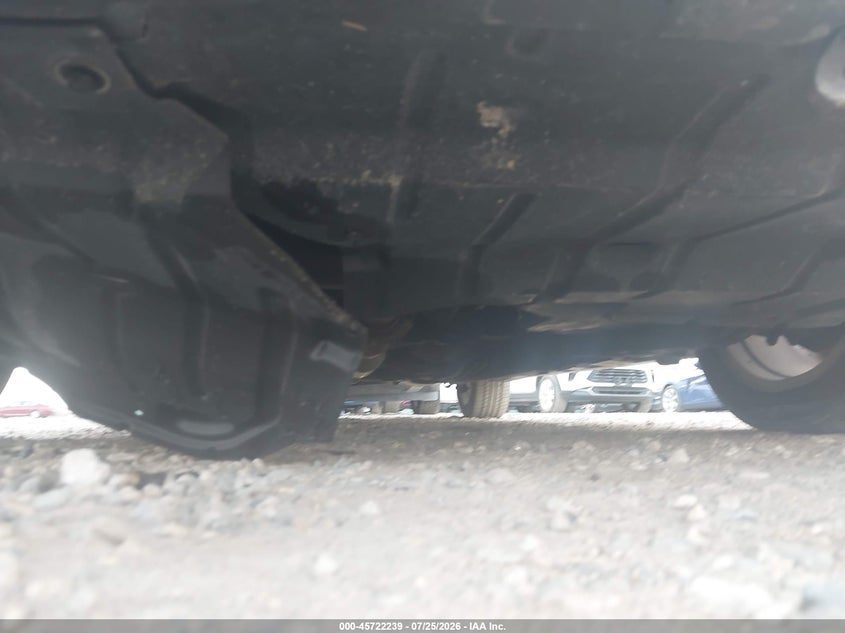 2011 TOYOTA CAMRY auction photo 6