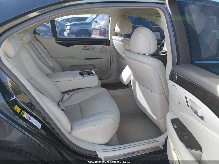 2007 LEXUS LS 460 auction photo 8