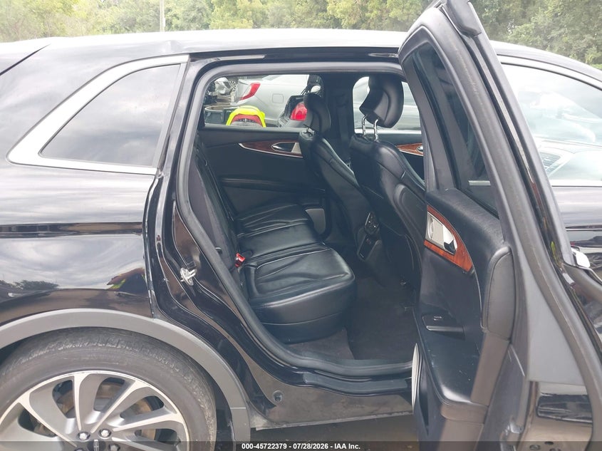 2019 LINCOLN NAUTILUS auction photo 8