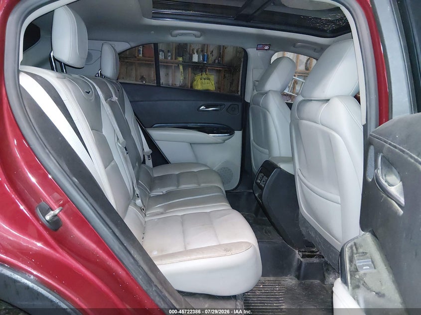 2019 CADILLAC XT4 auction photo 8