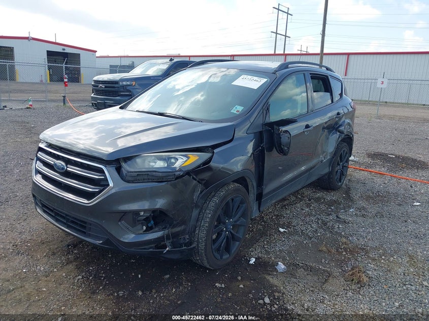 2019 FORD ESCAPE auction photo 2