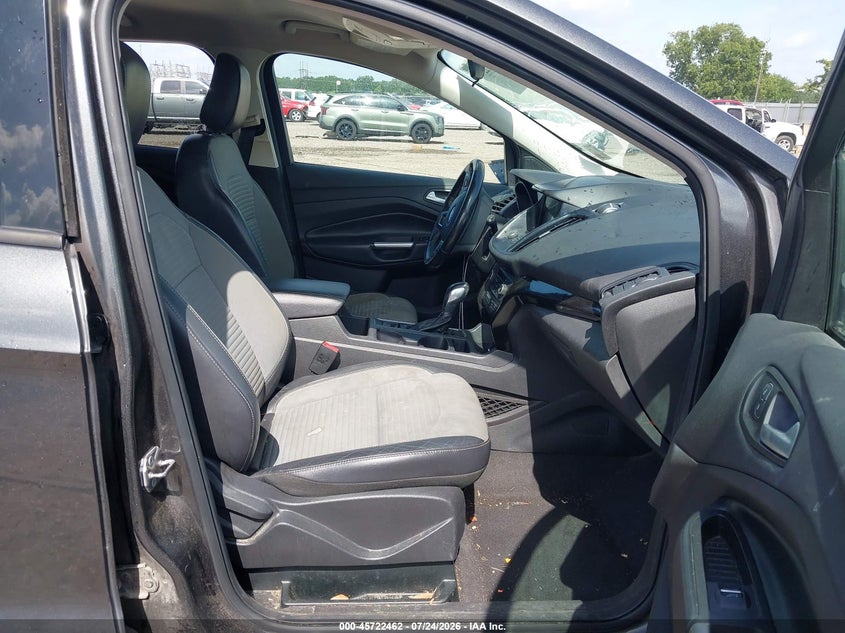 2019 FORD ESCAPE auction photo 5