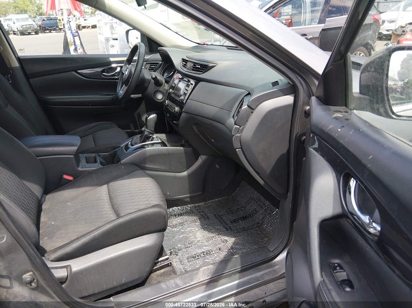 2017 NISSAN ROGUE auction photo 5