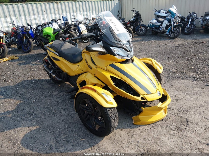 2013 Can-am Spyder Roadster