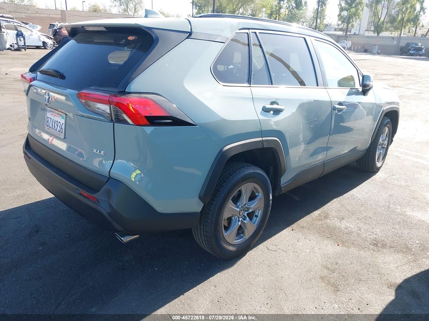 2022 TOYOTA RAV4 auction photo 4