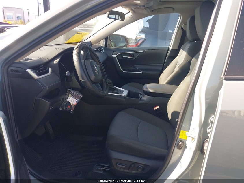 2022 TOYOTA RAV4 auction photo 5