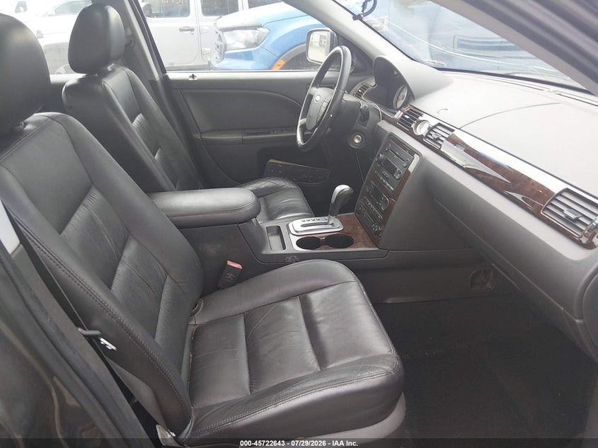 2005 FORD FIVE HUNDRED auction photo 5