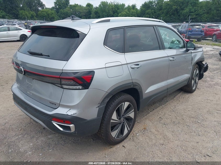 2025 VOLKSWAGEN TAOS 1.5T SE · Фото 4