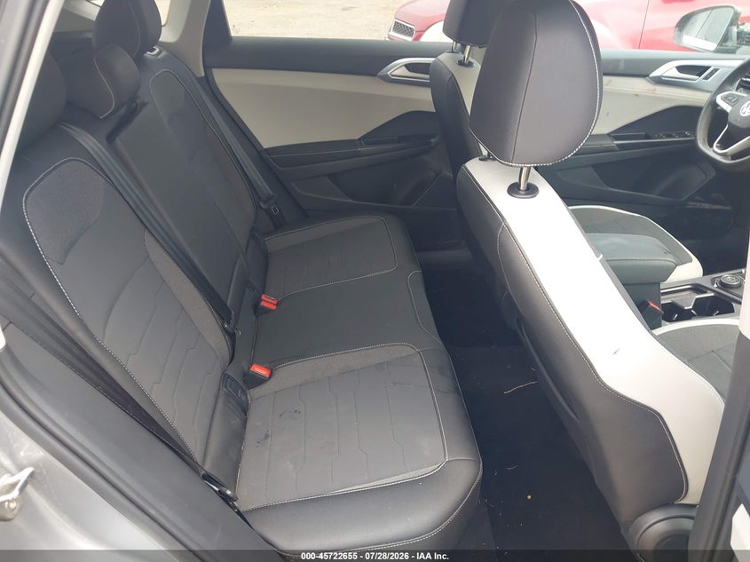 2025 VOLKSWAGEN TAOS 1.5T SE · Фото 8