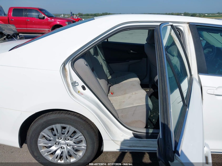 2012 TOYOTA CAMRY auction photo 8