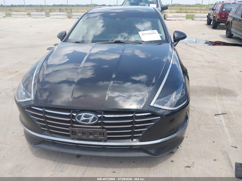 2021 HYUNDAI SONATA auction photo 6