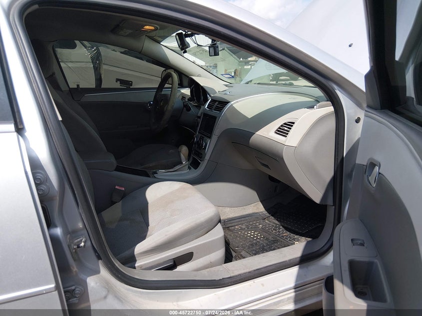 2010 CHEVROLET MALIBU auction photo 5