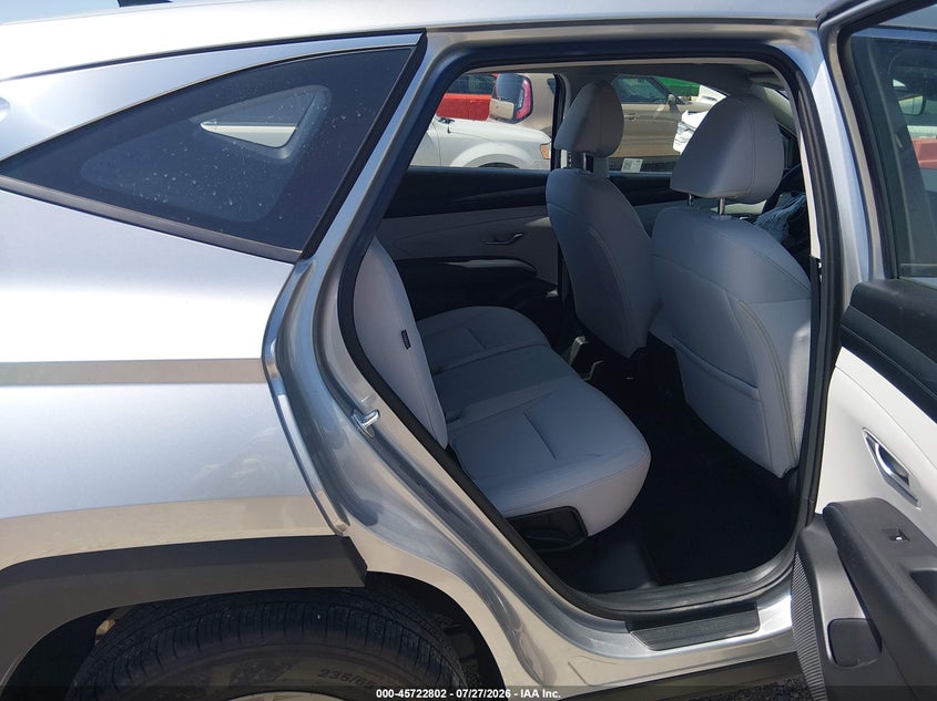 2025 HYUNDAI TUCSON auction photo 8