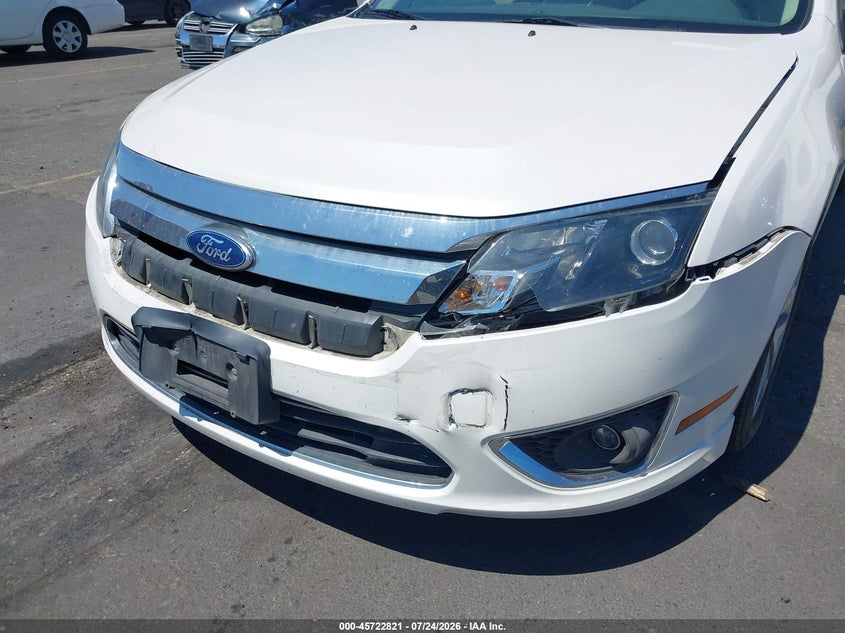 2010 FORD FUSION auction photo 6