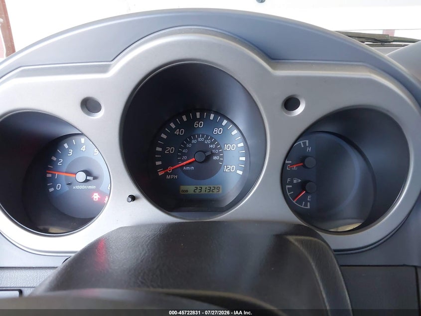 2002 NISSAN FRONTIER auction photo 7