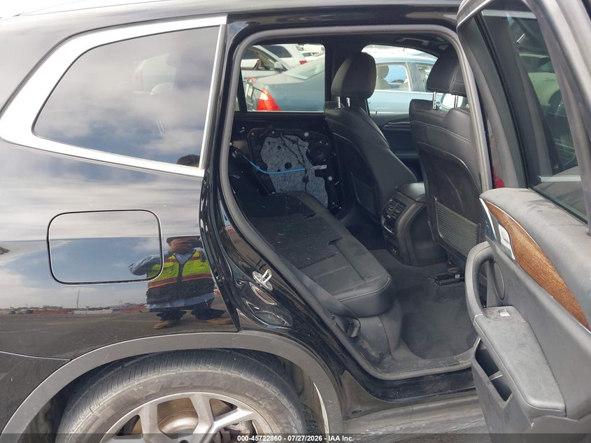 2024 BMW X3 auction photo 8