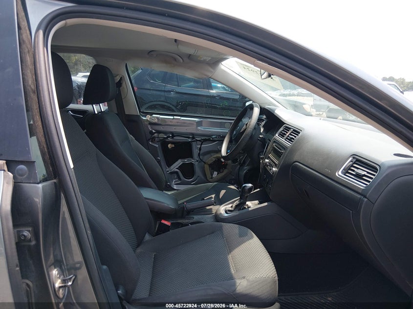 2014 VOLKSWAGEN JETTA auction photo 5