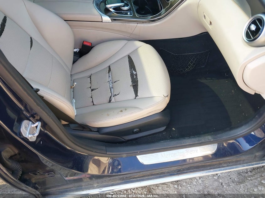 2015 MERCEDES-BENZ C 300 auction photo 5