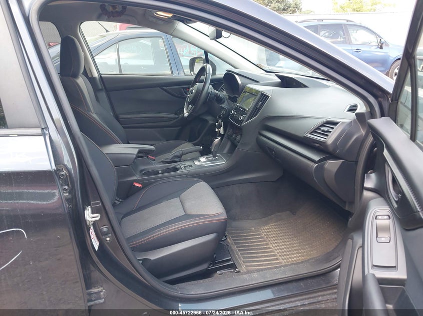 2018 SUBARU CROSSTREK auction photo 5