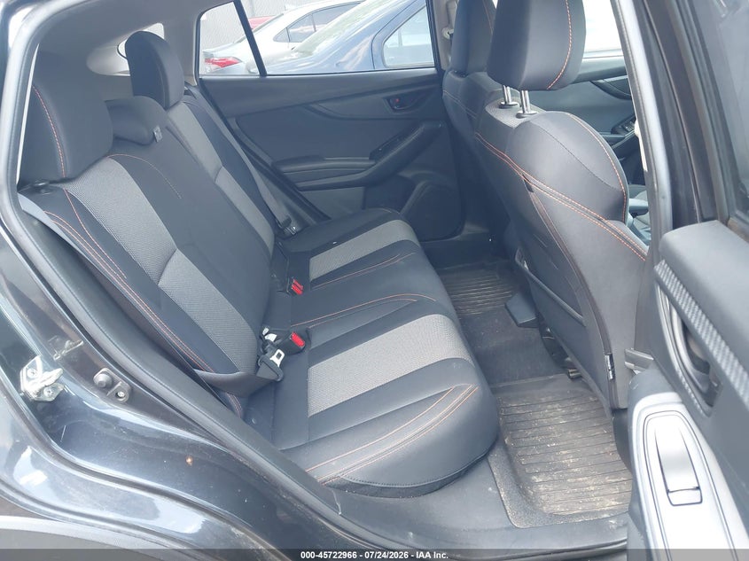 2018 SUBARU CROSSTREK auction photo 8