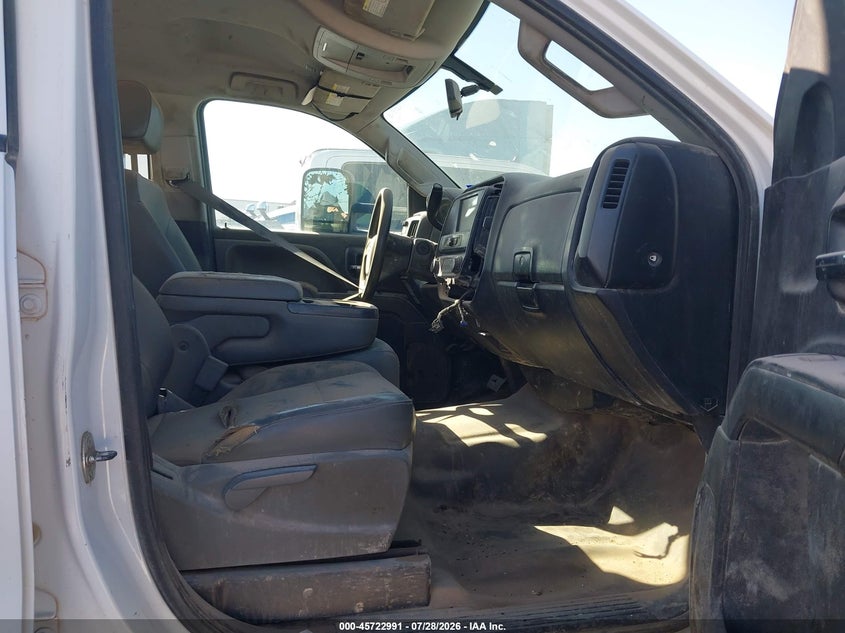 2019 CHEVROLET SILVERADO 6500HD auction photo 5