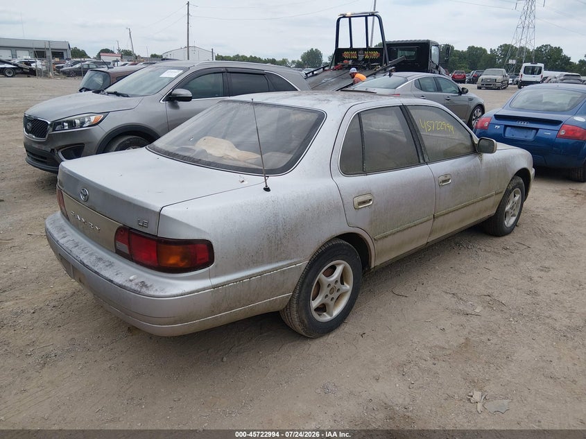 1995 TOYOTA CAMRY auction photo 4