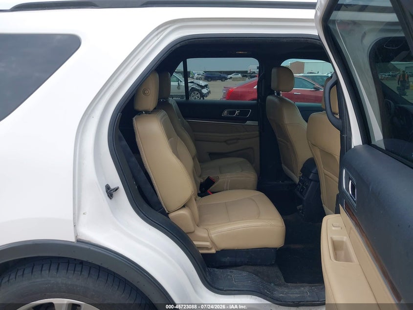 2017 FORD EXPLORER auction photo 8