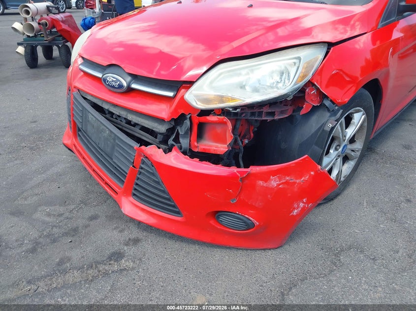 2013 FORD FOCUS auction photo 6