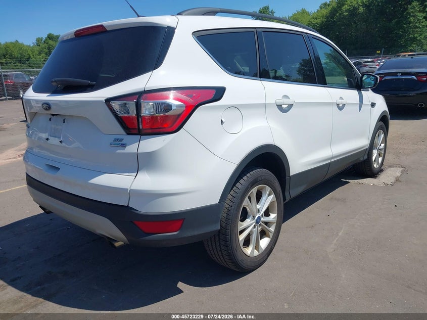 2018 FORD ESCAPE auction photo 4