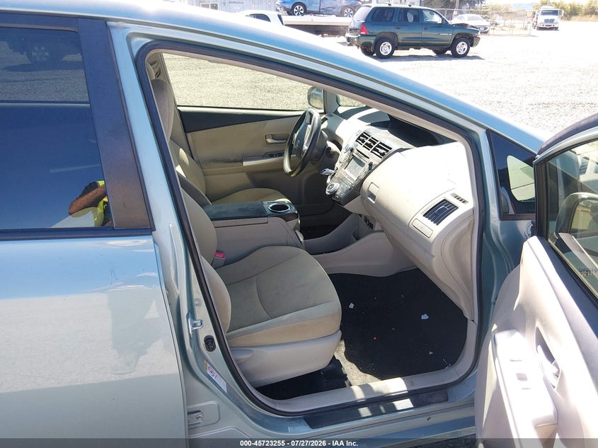 2013 TOYOTA PRIUS V (+) WAGON 1.8L I-4 DOHC, VVT, 98HP