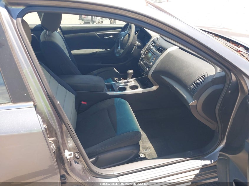 2015 NISSAN ALTIMA auction photo 5