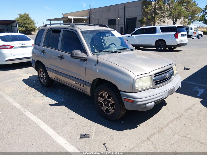 2002 CHEVROLET TRACKER auction photo 1