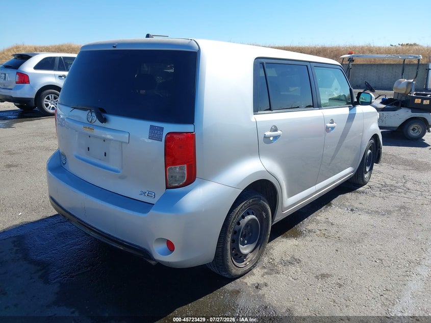 Vin: jtlze4fe7fj066717, lot: 46222111, scion xb 20154