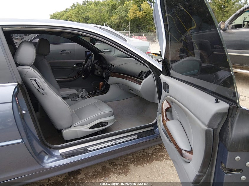2002 BMW 325CI auction photo 5